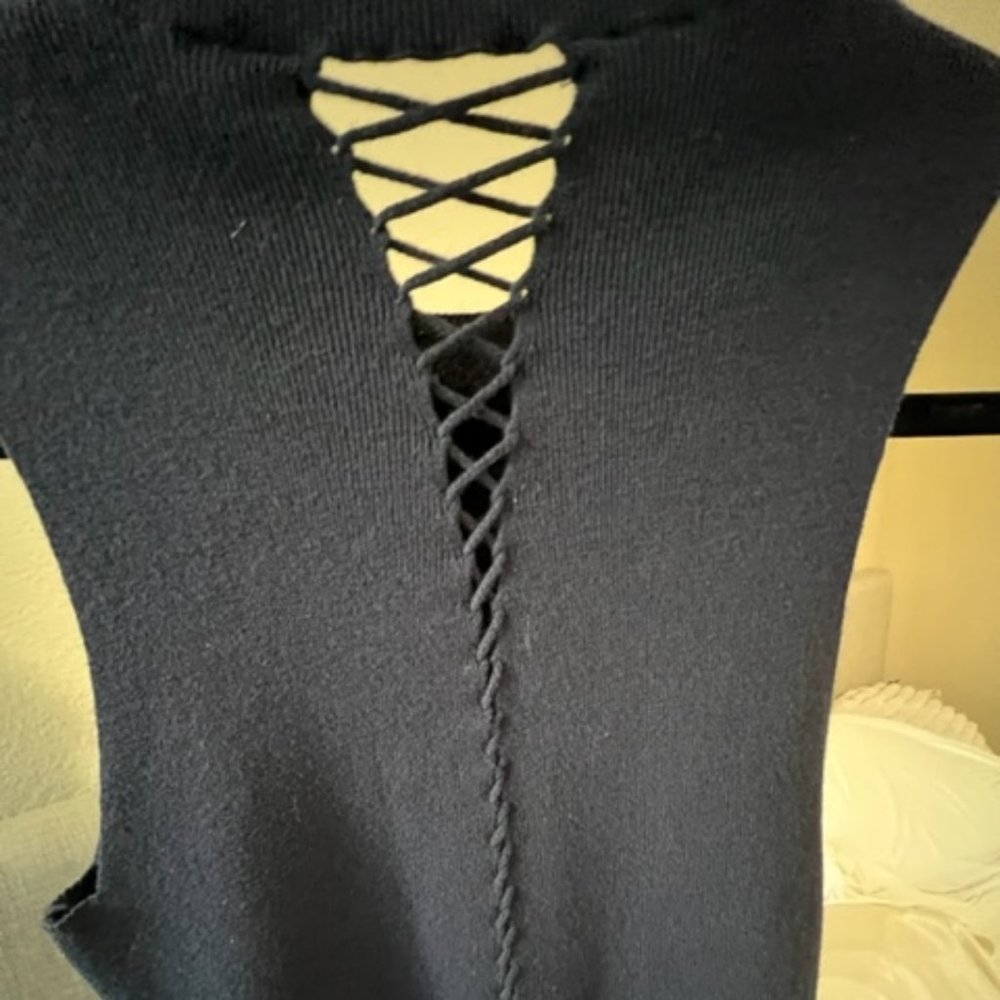 Minnie Rose beautiful knit sleeveless navy cutout sweater